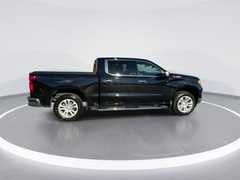 Used 2022 Chevrolet Silverado 1500 LTZ w/ LTZ Premium Package image 9