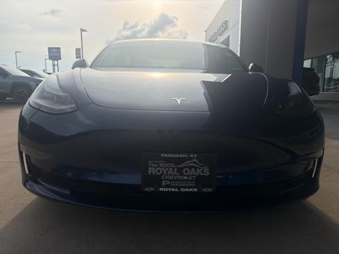 Used 2022 Tesla Model 3 RWD image 10