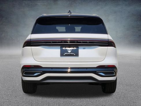 New 2026 Lincoln Nautilus Reserve AWD/4WD image 6