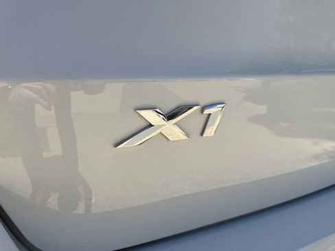 Certified 2025 BMW X1 xDrive28i AWD/4WD image 9