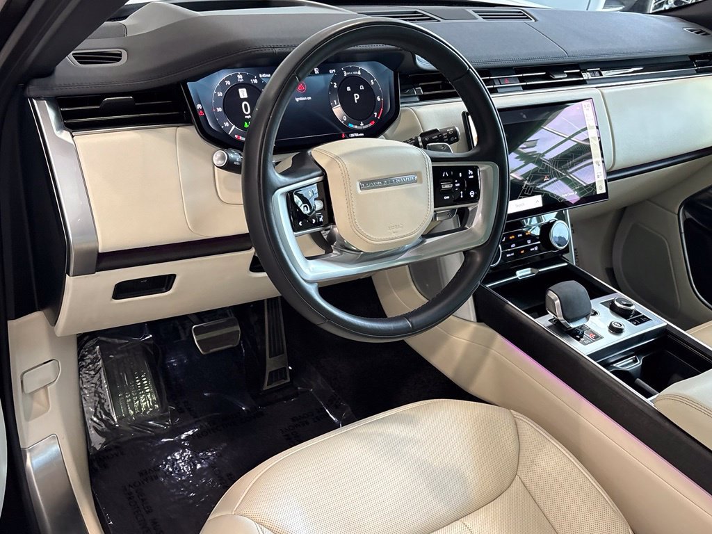 Used 2023 Land Rover Range Rover SE AWD/4WD image 9