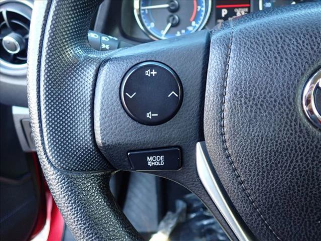 Used 2017 Toyota Corolla LE w/ Carpet Mat Package (TMS) FWD image 12