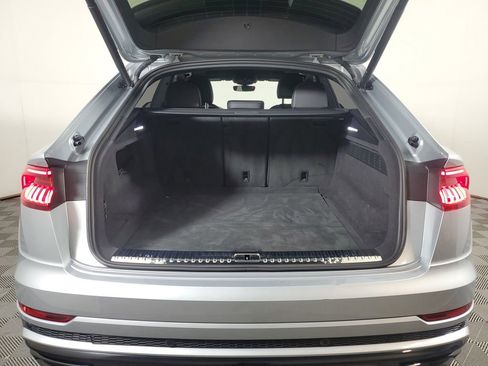 Used 2023 Audi Q8 Premium Plus image 9