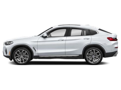 Certified 2025 BMW X4 M40i image 3
