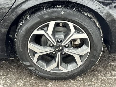 Used 2021 Kia Forte LXS image 5