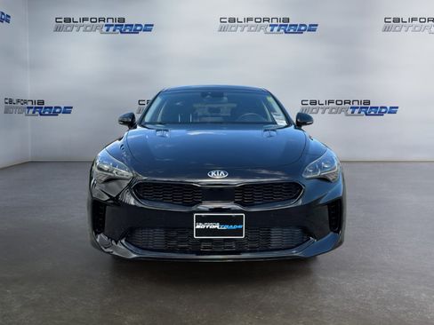 Used 2019 Kia Stinger Premium RWD image 2
