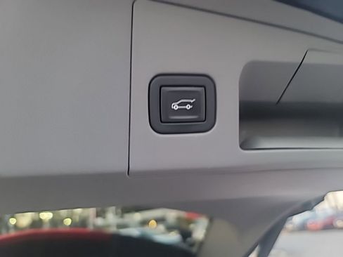 Certified 2023 Cadillac XT5 Premium Luxury w/ Technology Package image 7