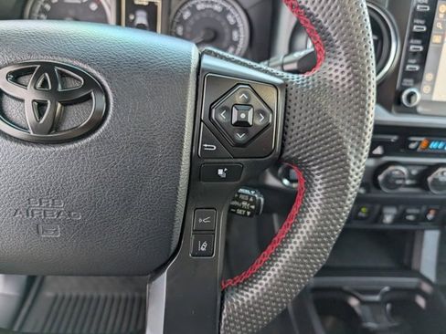 Used 2023 Toyota Tacoma TRD Off-Road image 15