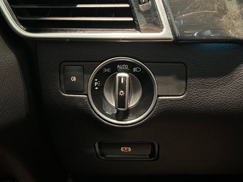 Used 2019 Mercedes-Benz GLS 450 4MATIC image 35