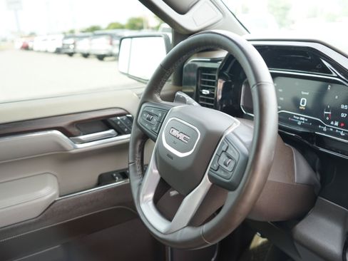 Used 2024 GMC Sierra 1500 SLT AWD/4WD image 24