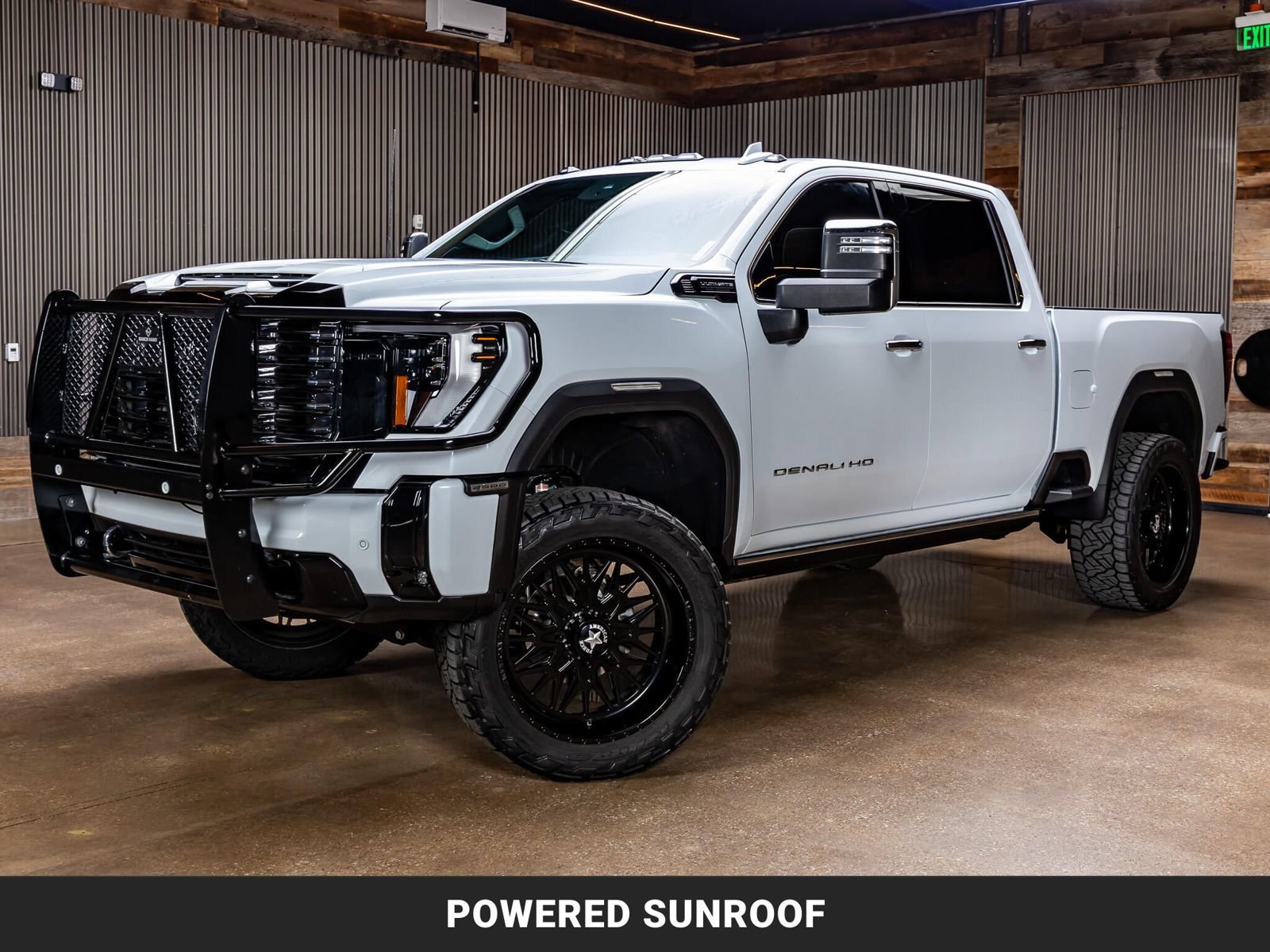 Used 2026 GMC Sierra 2500 Denali Ultimate AWD/4WD image 4