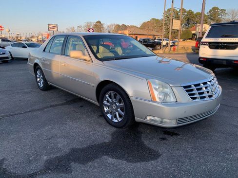 Used 2008 Cadillac DTS 1SH image 5