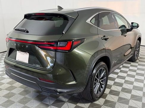 Certified 2025 Lexus NX 250 FWD w/ Premium Package image 8