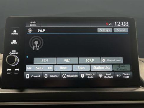 Used 2024 Honda Pilot Elite image 30