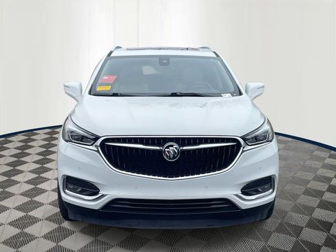 Used 2019 Buick Enclave Premium w/ LPO, Luxury Package image 2