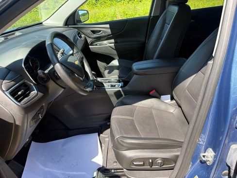 Used 2024 Chevrolet Equinox Premier w/ LPO, Floor Liner Package FWD image 17