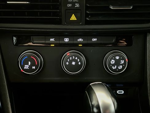Used 2020 Volkswagen Jetta S FWD image 11