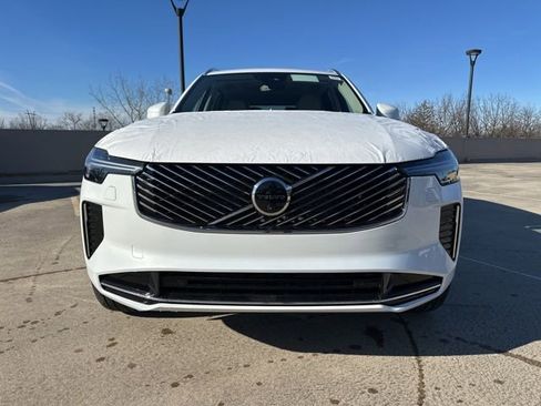 New 2026 Volvo XC90 B6 Ultra w/ Protection Package image 2