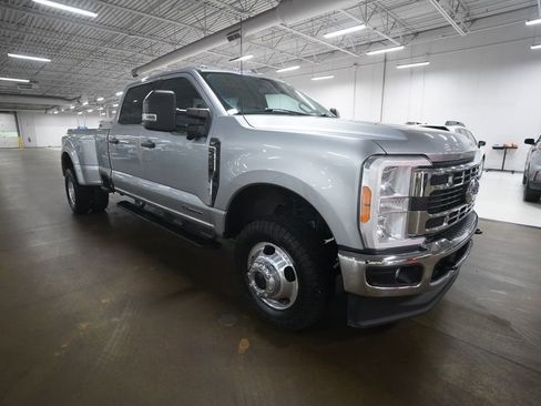 Used 2023 Ford F350 XLT w/ 360-Degree Camera Package AWD/4WD image 34