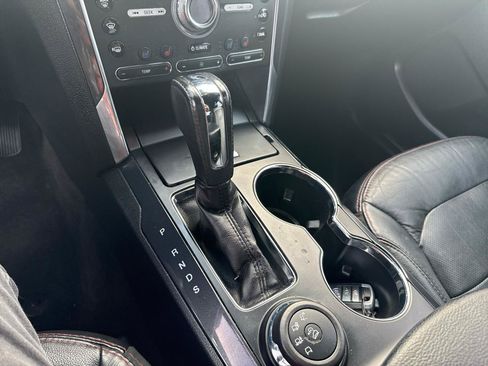 Used 2018 Ford Explorer Sport w/ Equipment Group 401A AWD/4WD image 9