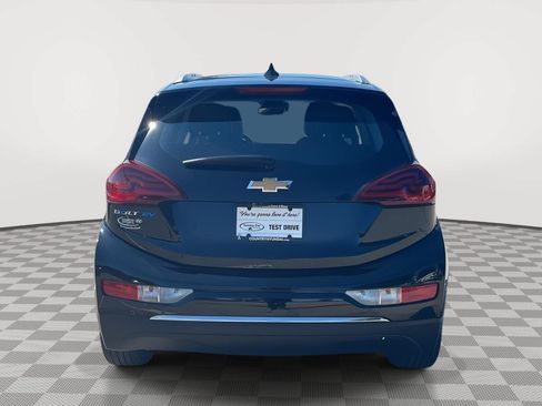 Used 2020 Chevrolet Bolt Premier w/ Infotainment Package FWD image 6