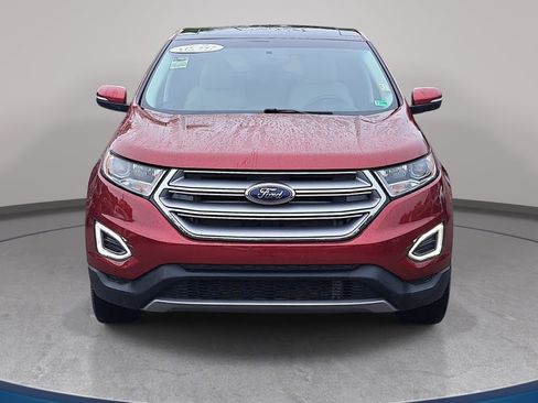 Used 2018 Ford Edge Titanium w/ Technology Package AWD/4WD image 2