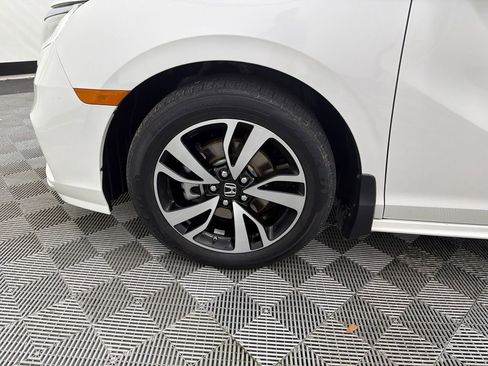 Used 2020 Honda Odyssey Elite image 13