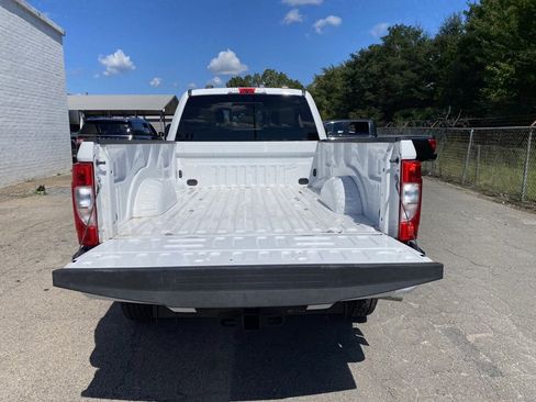 Used 2021 Ford F250 Lariat w/ Chrome Package image 18