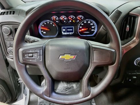 Used 2025 Chevrolet Silverado 2500 Custom w/ Custom Value Package AWD/4WD image 11