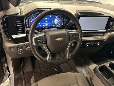 Used 2022 Chevrolet Silverado 1500 LT w/ Protection Package image 23