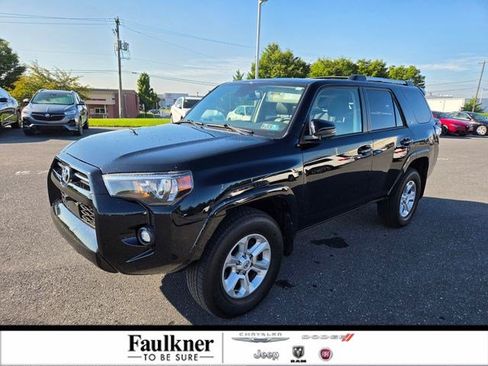 Used 2024 Toyota 4Runner SR5 Premium w/ Moonroof Package AWD/4WD image 1