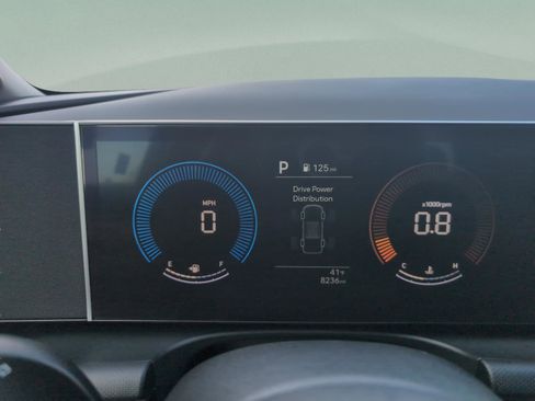 Used 2025 Hyundai Santa Cruz SEL image 13