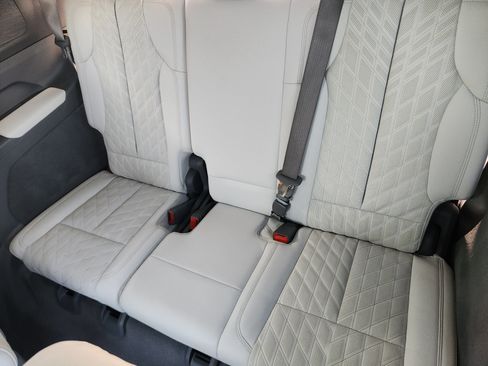 Used 2025 Cadillac Escalade IQ Sport 1 w/ Smart Trailering package AWD/4WD image 31