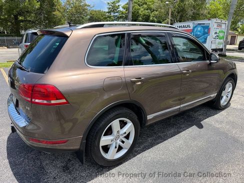 Used 2012 Volkswagen Touareg VR6 AWD/4WD image 4