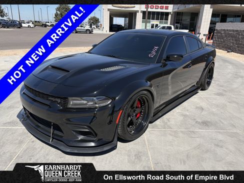 Used 2021 Dodge Charger SRT Hellcat image 1