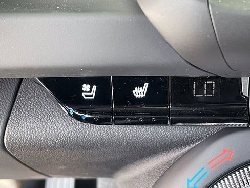 Used 2024 Chevrolet Camaro SS RWD image 85