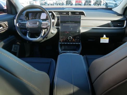 New 2026 GMC Terrain Denali w/ LPO, Floor Liner Package image 15