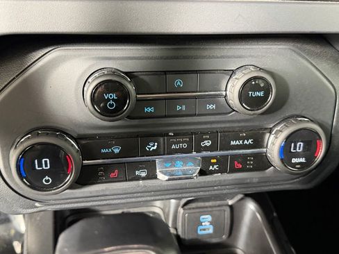 Used 2025 Ford Bronco Big Bend AWD/4WD image 9