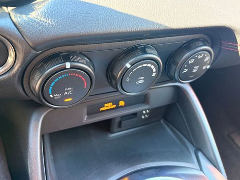 Used 2016 MAZDA MX-5 Miata Club image 17