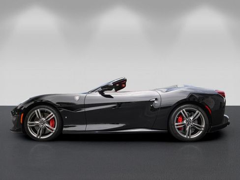 Certified 2019 Ferrari Portofino RWD image 6