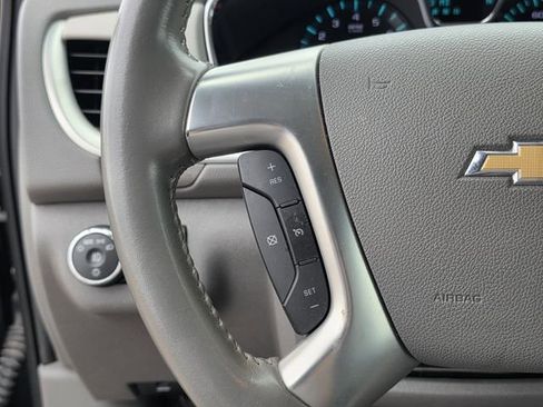 Used 2013 Chevrolet Traverse LT image 25