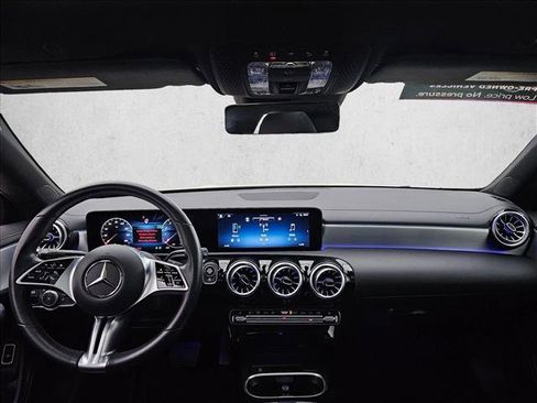 Used 2025 Mercedes-Benz CLA 250 4MATIC image 21