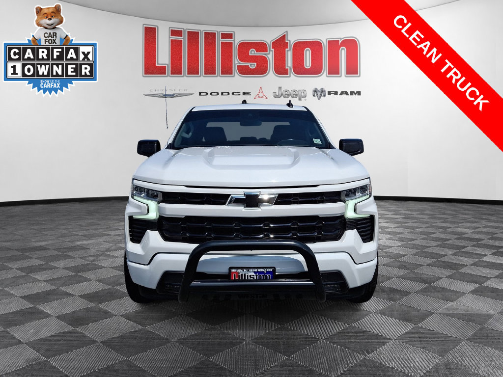 Used 2022 Chevrolet Silverado 1500 RST AWD/4WD image 2