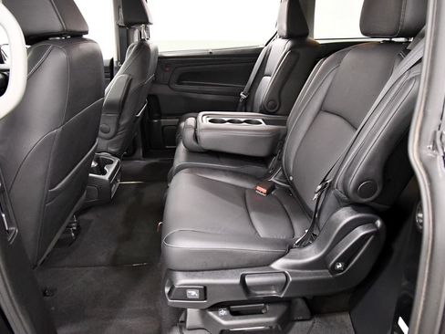 Certified 2024 Honda Odyssey EX-L image 15