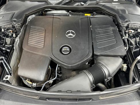 Used 2022 Mercedes-Benz C 300 4MATIC Sedan image 34
