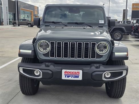 New 2026 Jeep Wrangler Sahara image 9