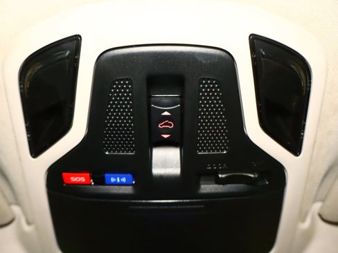 Used 2021 Subaru Legacy Limited image 37