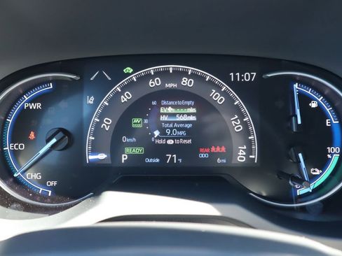 New 2025 Toyota RAV4 SE image 30