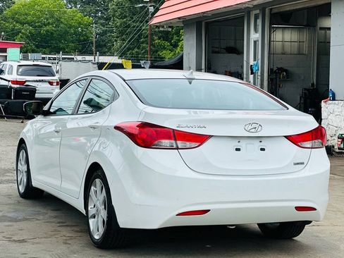 Used 2012 Hyundai Elantra Limited FWD image 9