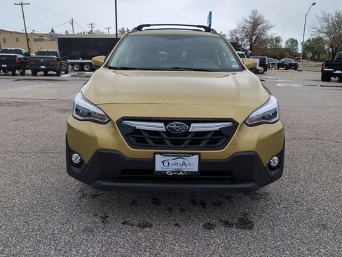 Used 2021 Subaru Crosstrek 2.5i Limited w/ Moonroof Package 2 AWD/4WD image 3